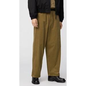 Uniqlo Corduroy Utility Pants in 34 Brown
